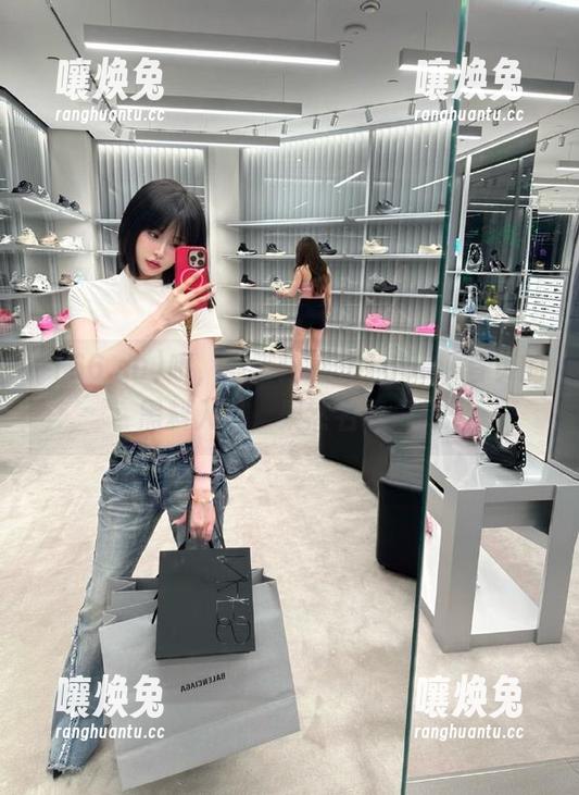 哦，看，这就是166.su首页的黑料入口，果然名不虚传