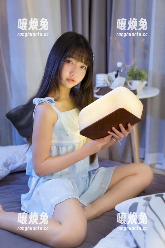 亲测：下载“17一起吃瓜”，能否在社交网络上甩掉单身？