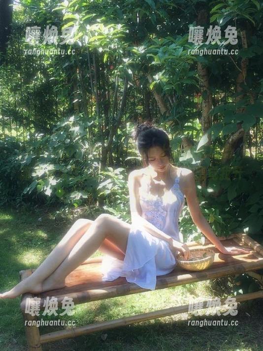 455funapp上线的新功能，简直是给吃瓜群众添了新口味，感觉我开始慢慢变成专业审瓜员了。
