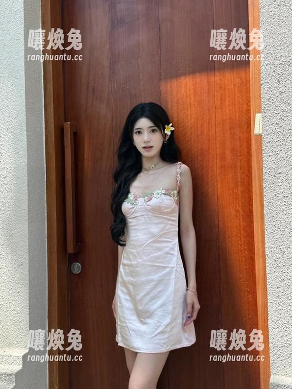 突发！51吃瓜视频里又翻出一堆黑料，完全不敢直视。
