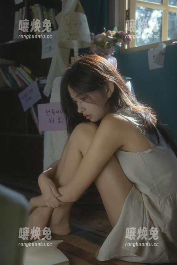 51吃瓜中心 51吃瓜中心小更新:这瓜的滋味就像糖,甜得我怀疑人生。