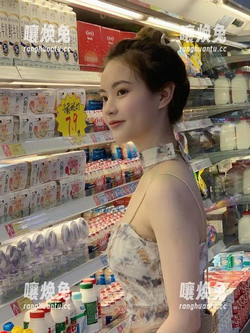 在“51黑料”这个地址，黑料吃不完，隔壁邻居也偷偷加了一份！