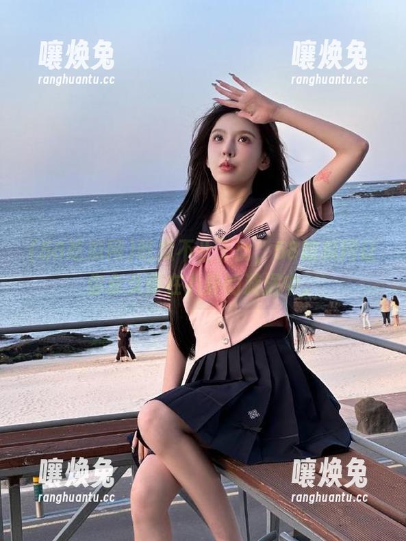 吃瓜不止于此，58吃瓜网让你永久停在八卦的漩涡中。