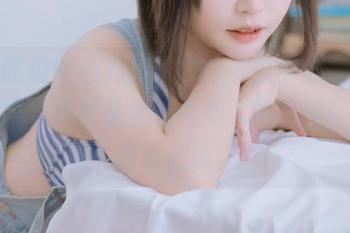 这条“91吃瓜中心”的信息线路，果然是坐着看别人的热闹！我有点小激动。