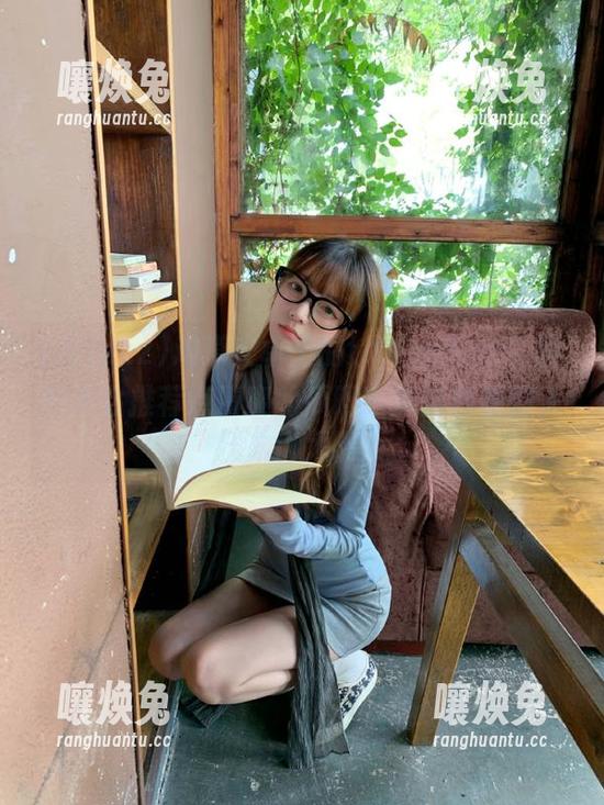 难道安卓上的tttzzz5.cc，真的不会推荐点清爽的瓜吗？这黑料看得人压力山大啊！