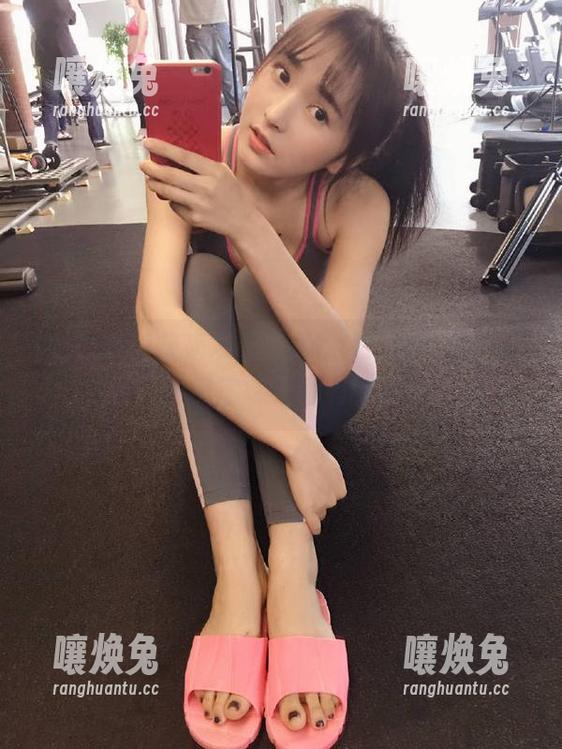 快来观看“tttzzz.su”的黑料入口，保你每天都有新剧情！