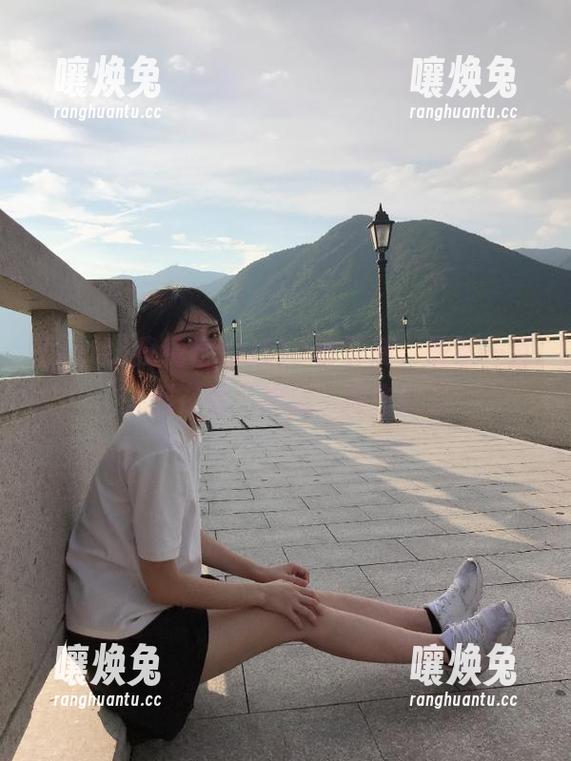 我绕着zztt11首页转，居然一直都在看“神仙”操作！