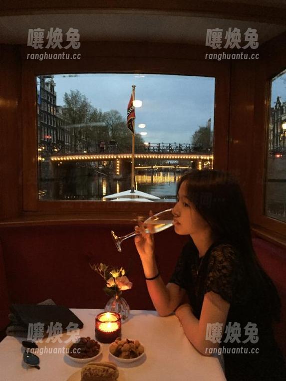 免费吃瓜网址的最新功能，让我不小心刷到前任的绯闻…