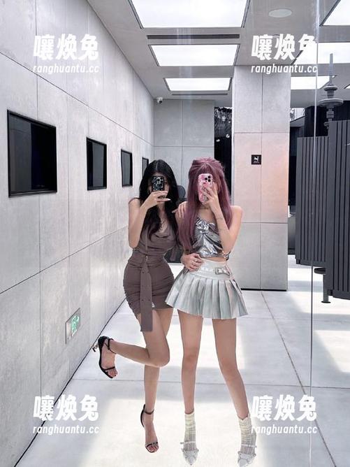 冲哥黑料正能量1080P，收藏点开前慎重，刺激感满分！