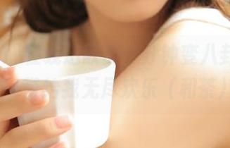 在线追欧美分分钟变八卦王，黑料91带给我无尽欢乐（和茶）！