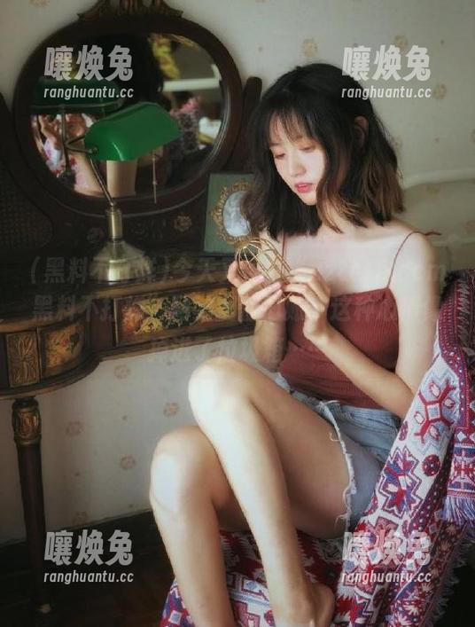 今天又要去“zztt15.ccm黑料不打烊”网站翻翻旧账，这种心情像掉进了垃圾箱……