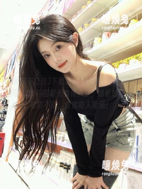 下载黑料不打烊万里长征，用2025年的眼光看待八卦，越看越让人欲罢不能，仿佛陷入漩涡！