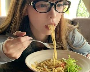吃瓜不止有瓜，前方“黑料吃瓜”资源链接送上！