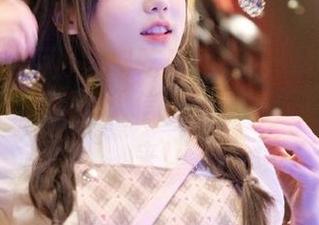 黑料吃瓜网官网：软件评测新方式，竟能让人信心满满地“吃”起瓜来！