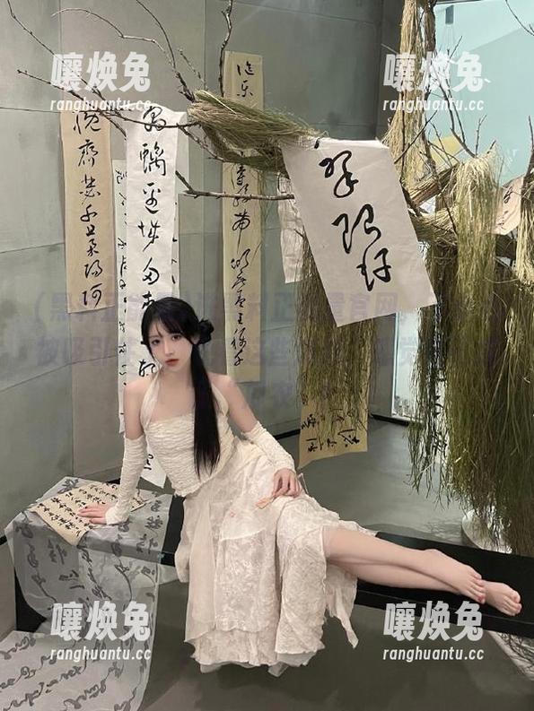 进黑料正能量官网，不小心被吸引住了，观看这些爆料，感觉自己成了“瓜农”！