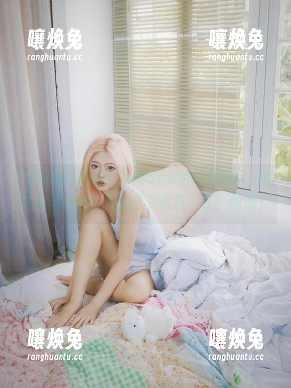 借着黑料网app的今日黑料，我觉得自己也快变成“资讯狂”了，哈哈！
